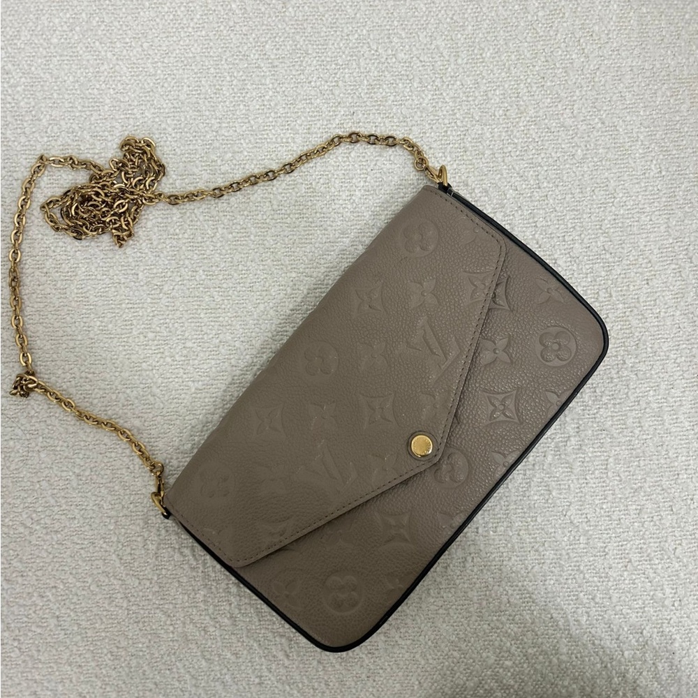 🔥🔥🔥Louis vuitton pochette felicie Chain Shoulder Bag🔥🔥🔥